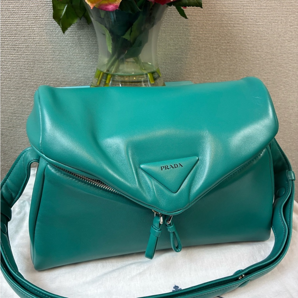 NWT Prada Nappa Leather Pavone Green Signaux Sacca Shoulder Bag - Retail $3500 - Picture 2 of 14